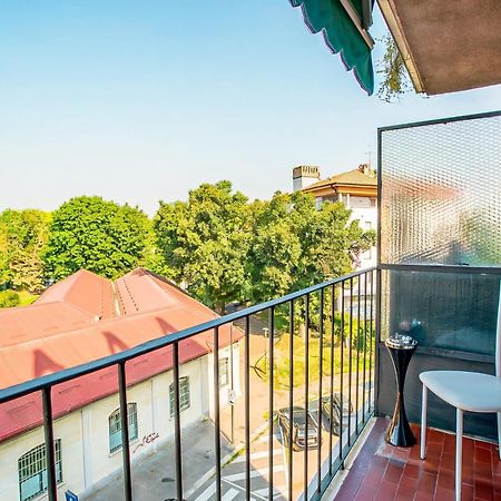 Large Suite Home Milan - Duomo מראה חיצוני תמונה